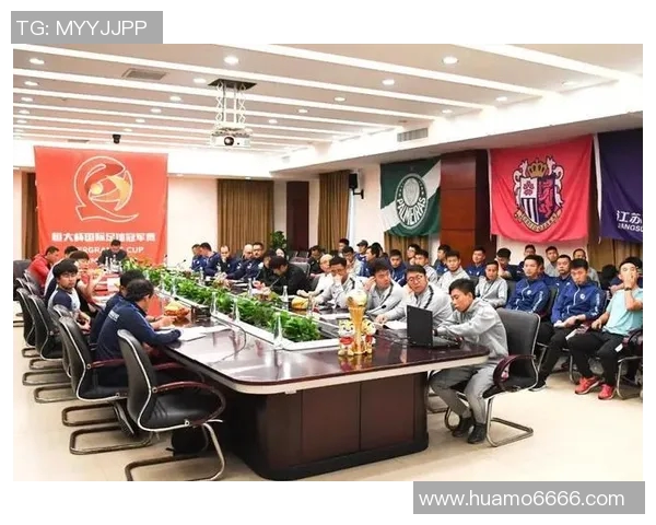 上海足球队耐力分析与训练策略探讨助力球队竞技表现提升 上海足球队耐力分析与训练策略探讨助力球队竞技表现提升