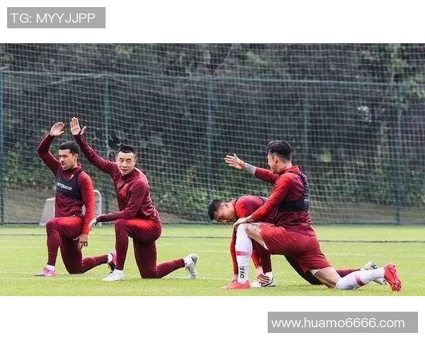 武汉篮球队技术分析与欧冠足球战术对比专题探讨